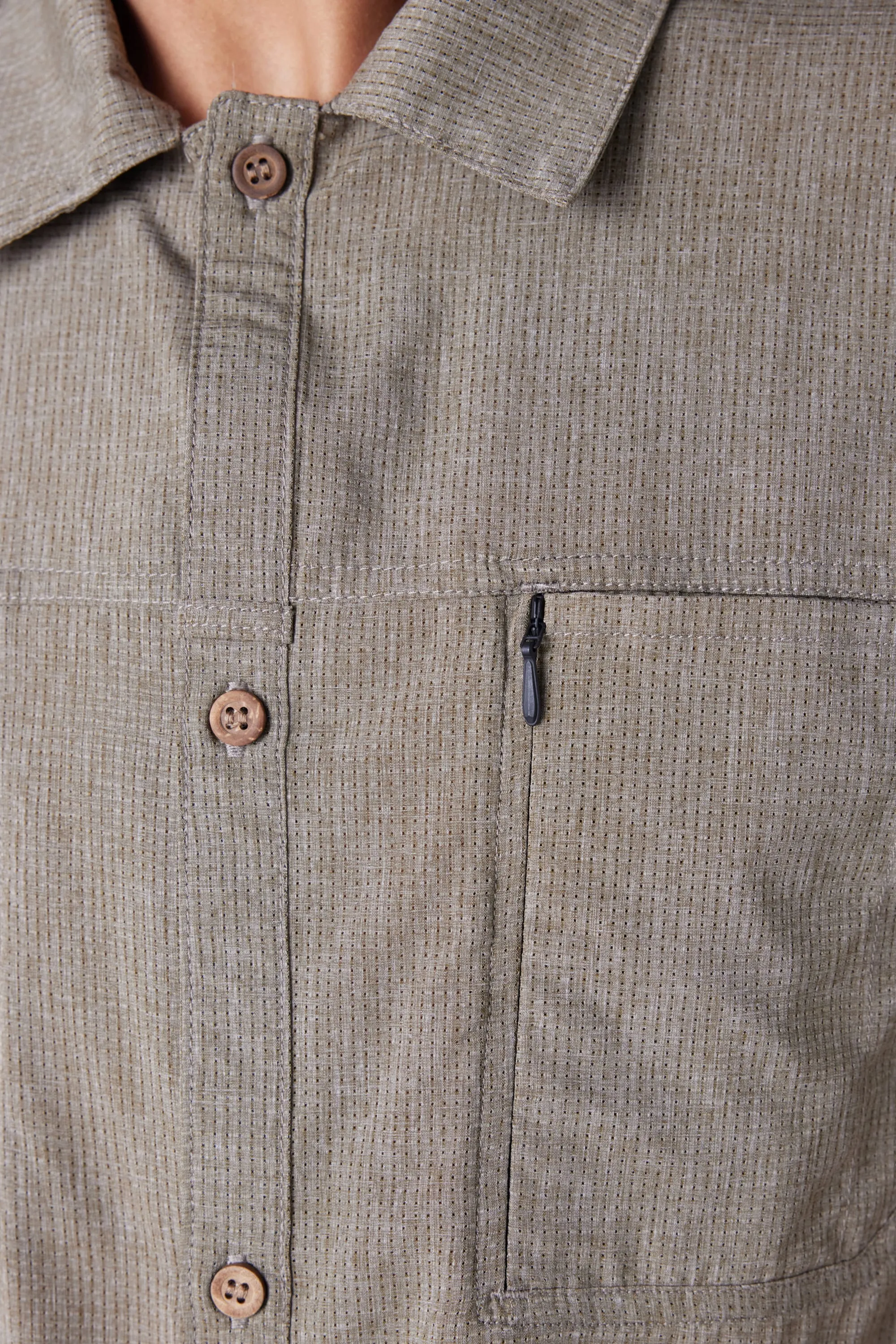 686 Men's Seeker Perforated Button Up