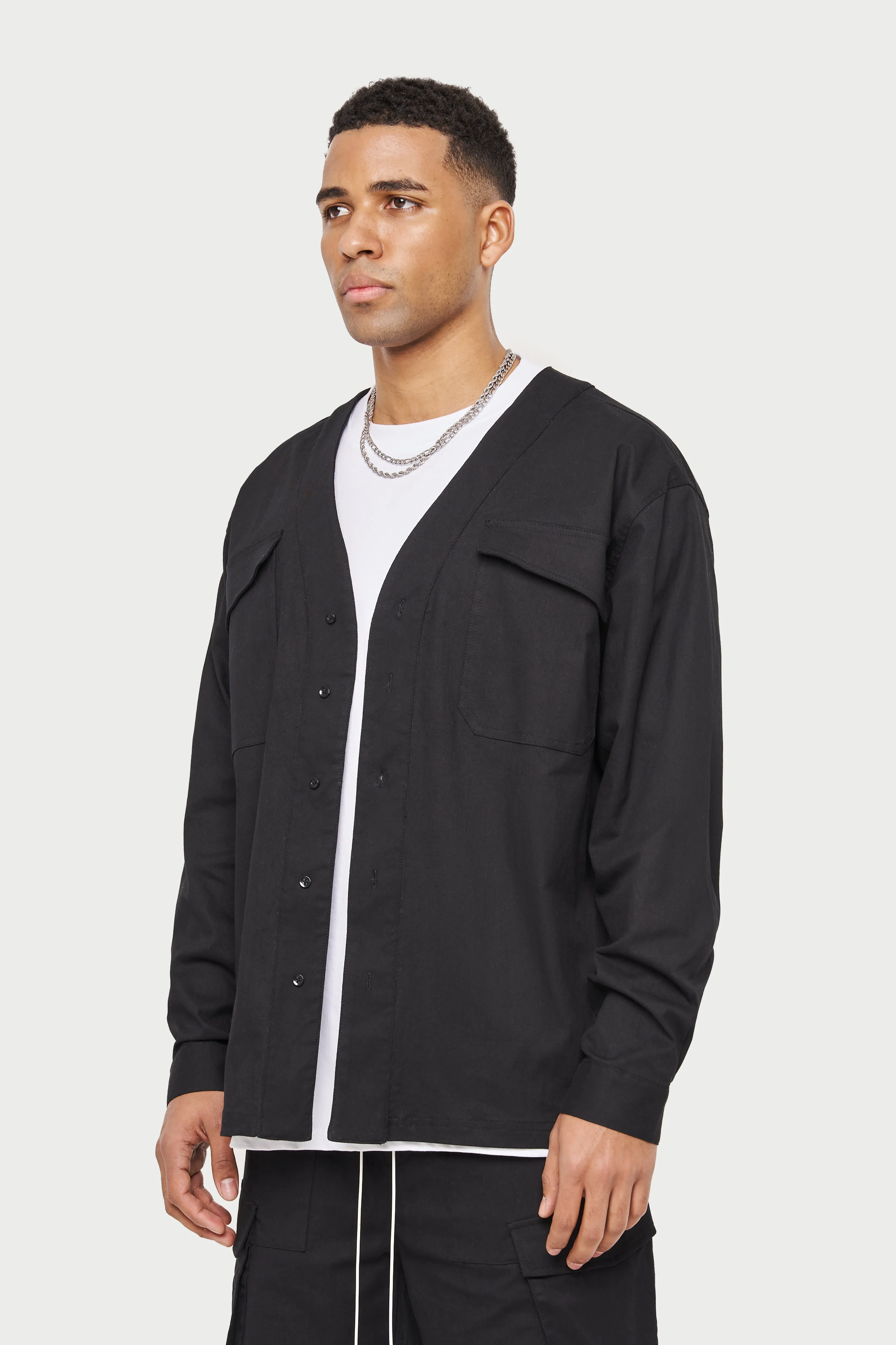 COLLARLESS STITCH DETAIL SHIRT - BLACK